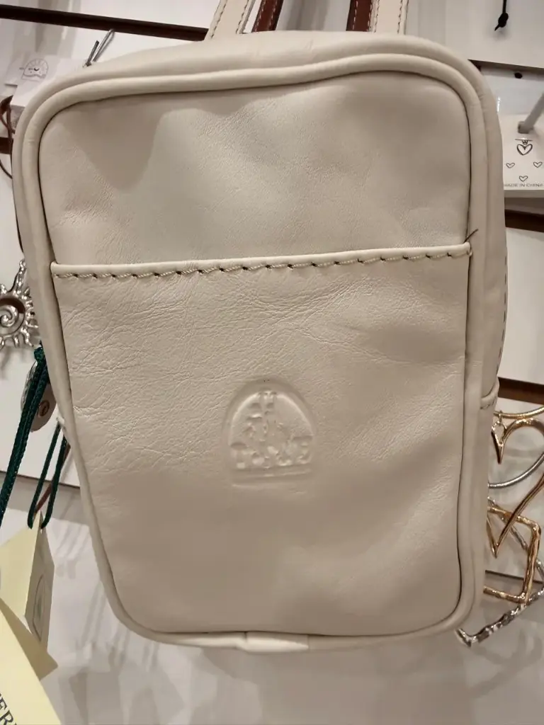 MORRAL CITY MED CUERO BLANCO (2019)