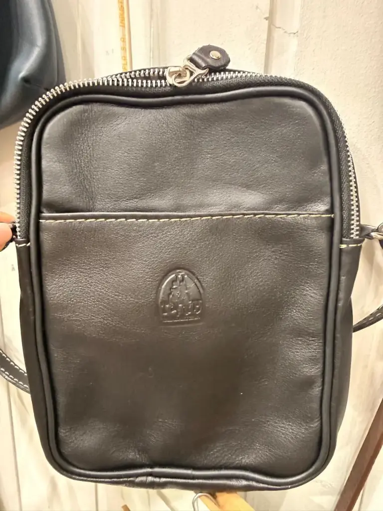 MORRAL CITY MED CUERO NEGRO (2019)